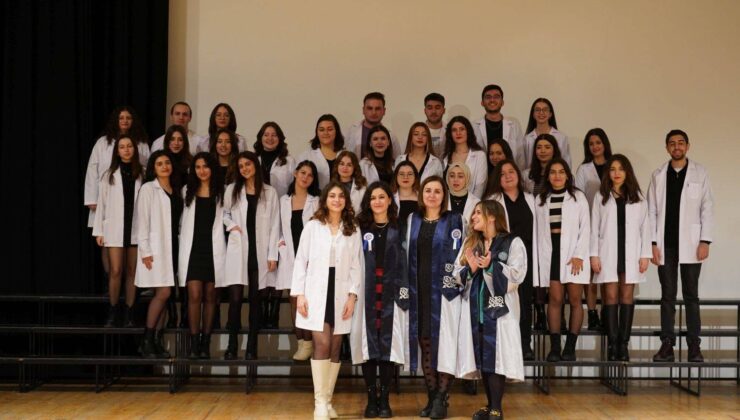 EÜ Sağlık Fakültesi’nde Beyaz Önlük Töreni