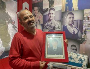 Şehit uzman çavuşun babası: “7 yıldır oğlumun odasına girip onunla dertleşiyorum”
