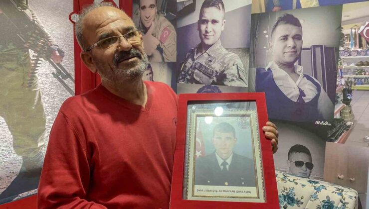 Şehit uzman çavuşun babası: “7 yıldır oğlumun odasına girip onunla dertleşiyorum”