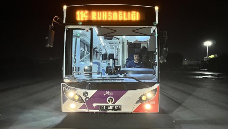 Adana’da otobüs şoförü, kalp krizi geçiren yolcuyu hastaneye yetiştirdi