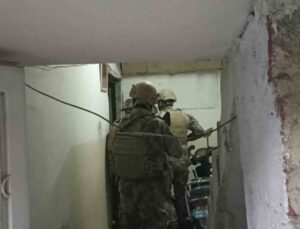 Adana’da DEAŞ’ın aşçısının da aralarında olduğu 5 kişi tutuklandı