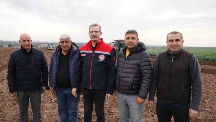 Adana’da turfanda patates toprakla buluştu