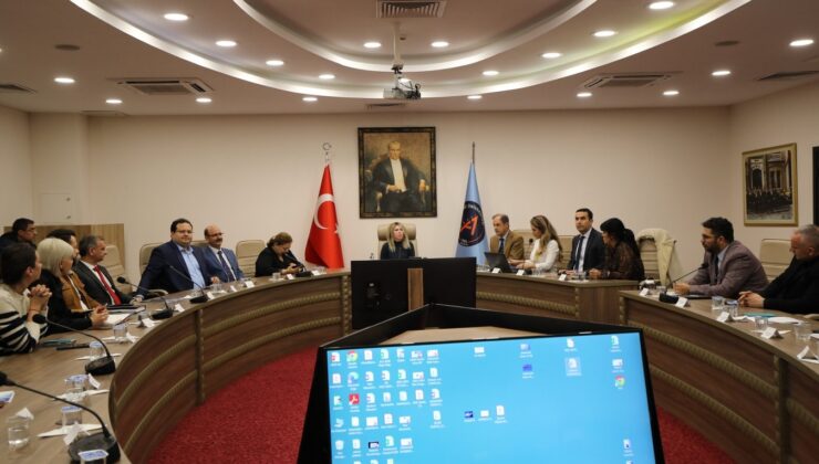 Akdeniz Üniversitesi’nde 50 bin öğrenci iş dünyasıyla buluşacak