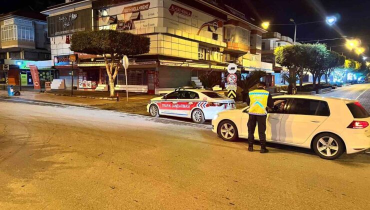 Alanya’da 48 araç ve sürücüsüne 94 bin lira ceza