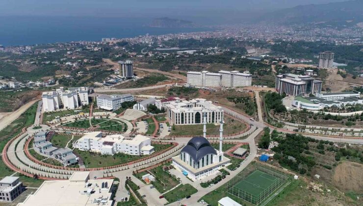 ALKÜ’ye iki önemli merkez kuruldu