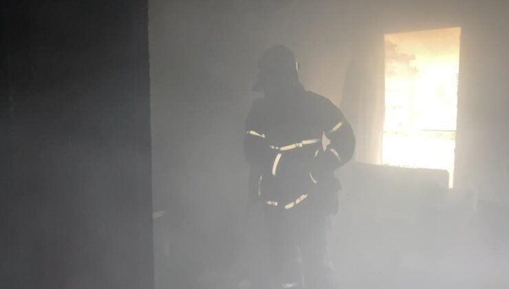 Antakya’da ev yangını