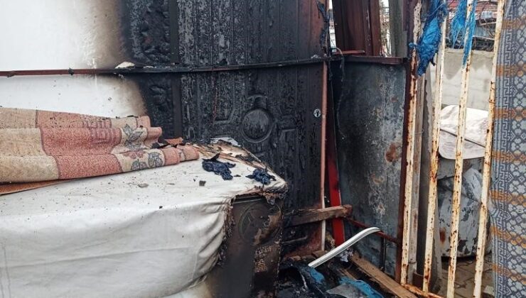 Antakya’da prefabrik ev yangını