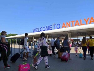 Antalya turizmde tüm zamanların rekorunu kırdı