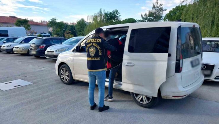 Antalya’da çeşitli suçlardan aranan 151 zanlı tutuklandı