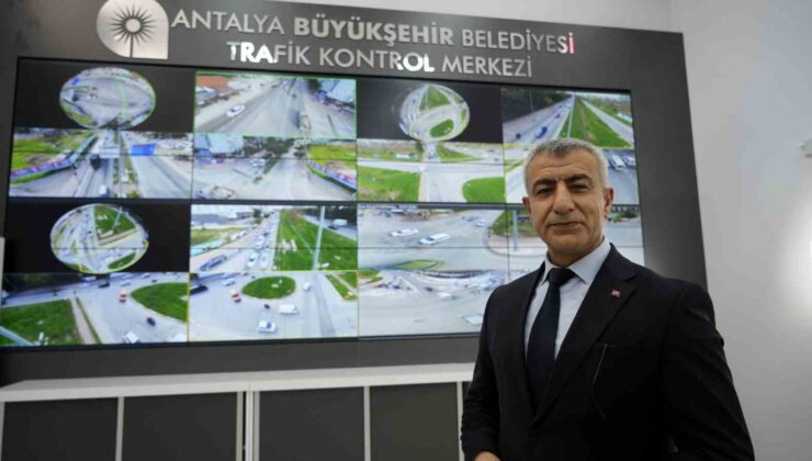 Antalya’da durmadan ya da tek ışıkta geçiş dönemi başlıyor
