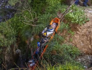 Antalya’da falezlerdeki manzara keyfi hastanede bitti