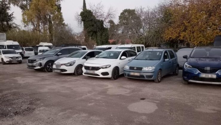 Antalya’da korsan taşımacılık yapan 28 otomobil tarafikten men edildi