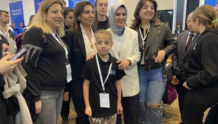 Bakan Göktaş: “(Alper Gezeravcı) Gençlerimize ilham olacak”
