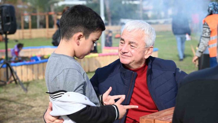 Başkan Geyikçi’den çocuklara karne hediyesi