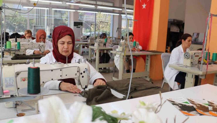 Belediye personelinin iş kıyafeti TORTEK’te üretiliyor