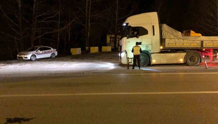 Burdur’da trafik denetiminde 371 araç sürücüsüne cezai işlem uygulandı