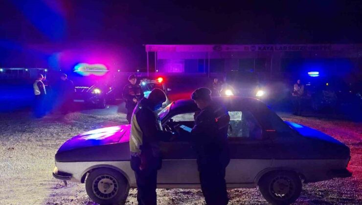 Burdur’da yeni yıl güvenlik tedbirleri uygulamalarında 4 araca ceza yağdı