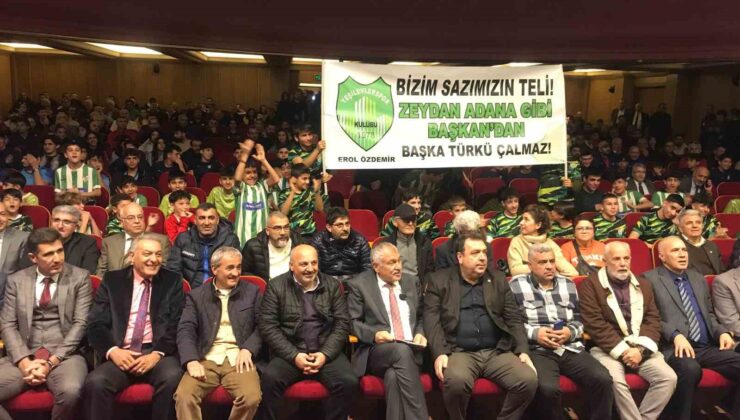 Büyükşehir’den 800 okula spor malzemesi yardımı