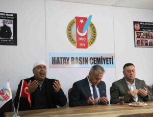 Depremde 10 gazetecinin hayatını kaybettiği Hatay’da buruk Gazeteciler Günü