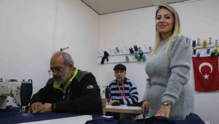 Depremde 2 iş yeri ve evini kaybeden afetzede kadının konteyner iş yerinde kurduğu atölye 7 kişiye ekmek kapısı oldu