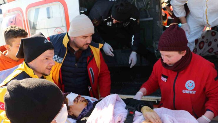 Depremin görünmez kahramanları: Sağlık çalışanları