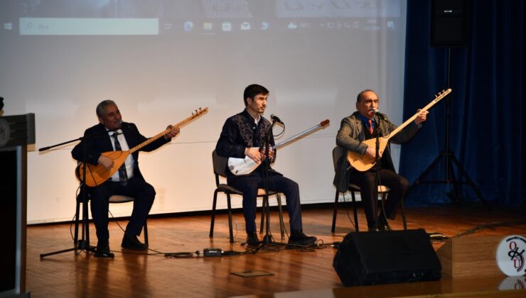 Halk ozanından Devlet Bahçeli’ye “Devlet geliyor devlet” türküsü