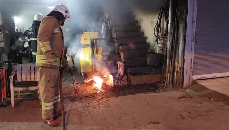 Hatay’da iş yerinde çıkan yangını itfaiye söndürdü