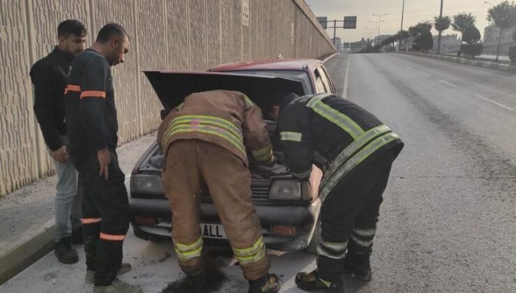 İskenderun’da araç yangını büyümeden söndürüldü