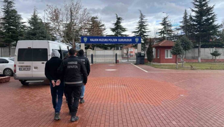 Isparta’da hapis cezası ile aranan 2 şahıs yakalandı