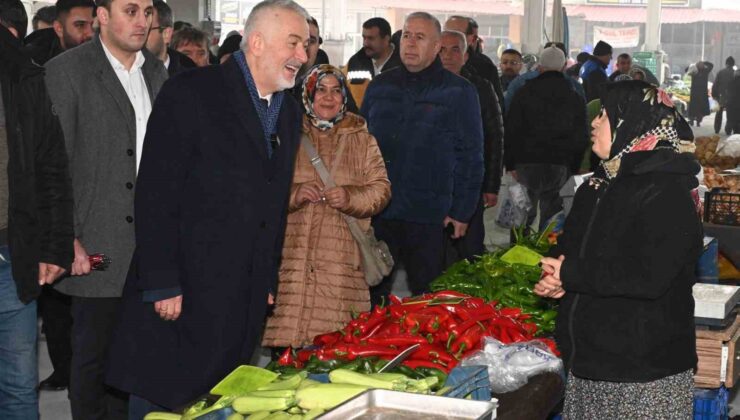 Isparta’da yoğun kar sebebiyle çöken kapalı pazar yeniden inşa edildi