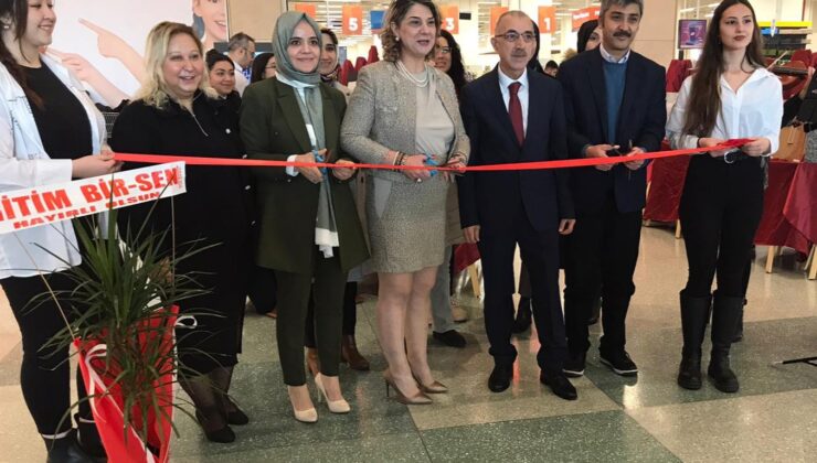 Kahramanmaraş’ta ’geri dönüşümden sanata’ resim sergisi