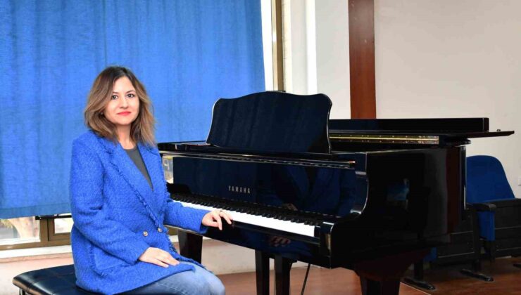 Mersin Üniversitesi’nden şehre armağan: Mersin Marşı