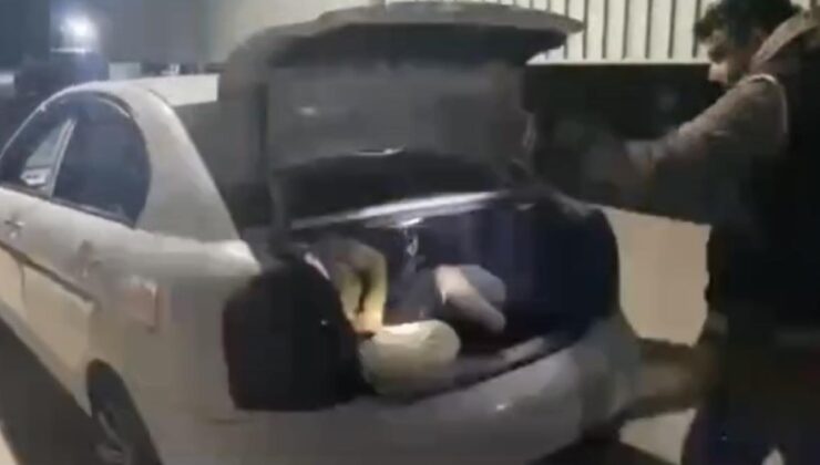 Osmaniye’de durdurulan otomobilin bagajından kaçak göçmen çıktı