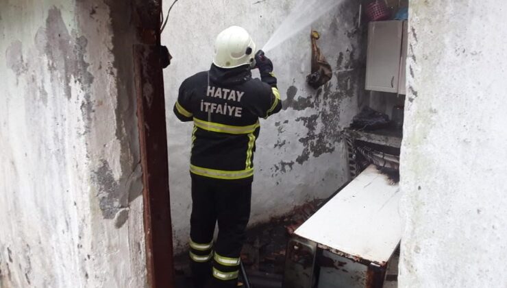 Reyhanlı’da çıkan ev yangını söndürüldü