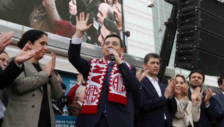 Tütüncü’ye Antalya’da coşkulu karşılama