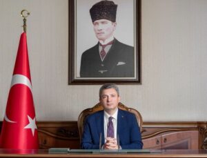 Vali Şahin: “Gençlerimiz ’Türkiye Yüzyılı’ hedefimize emin adımlarla yürüyeceklerdir”
