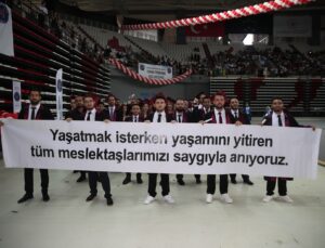 Akdeniz Üniversitesi’nde 293 genç hekim yemin etti