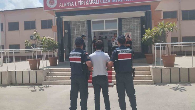Alanya’da 25 yıl kesinleşmiş hapis cezasıyla aranan şahıs yakalandı