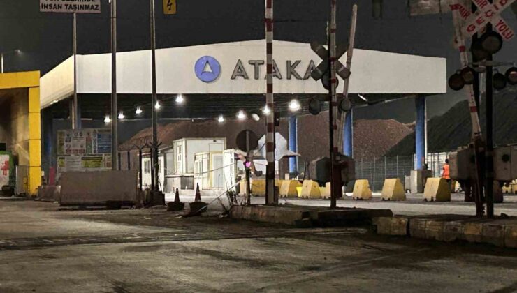 Atakaş Limanı’nda gemi yangını