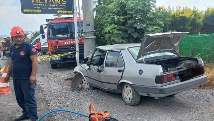 Aydınlatma direğine çarpan Tofaş’ın sürücüsü hayatını kaybetii