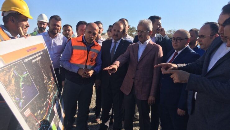 Bakan Uraloğlu: “Çeşmeli-Kızkalesi otoyolu 7 tünel, 5 viyadükten oluşuyor”