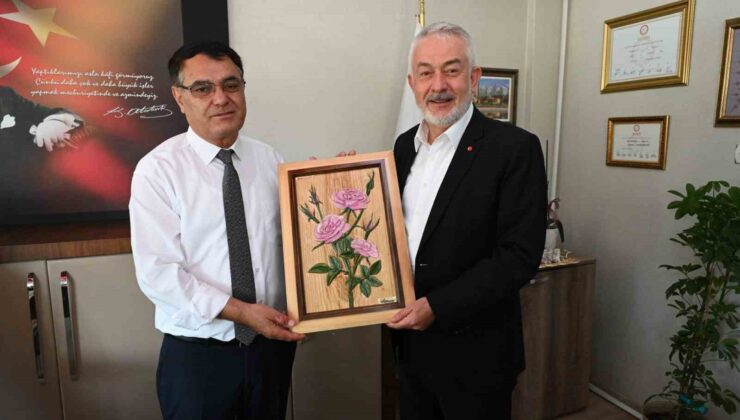 Başkan Başdeğirmen: “Köy, belde ve ilçelerimize destek veriyoruz”