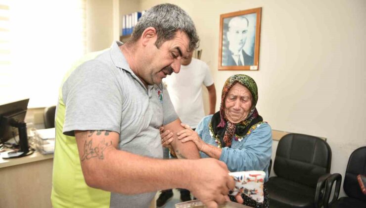 Belediye personelinden yaşlı kadını sevinç gözyaşına boğan davranış