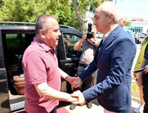 Böcek ve Kocagöz’den ‘hizmet’ mesajı