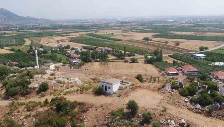 Döşemealtı’nda 1500 dekar alan kapalı devre sulamaya kavuşuyor