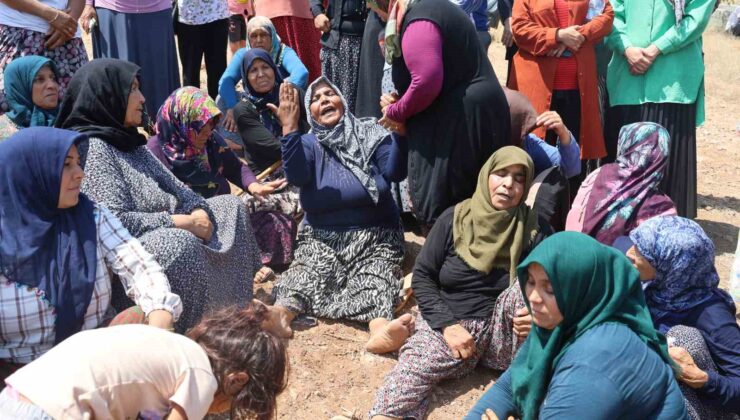 Eski eşi tarafından 7 kurşunla öldürülen 3 çocuk annesi depremzede kadın gözyaşları içerisinde son yolcuğuna uğurlandı