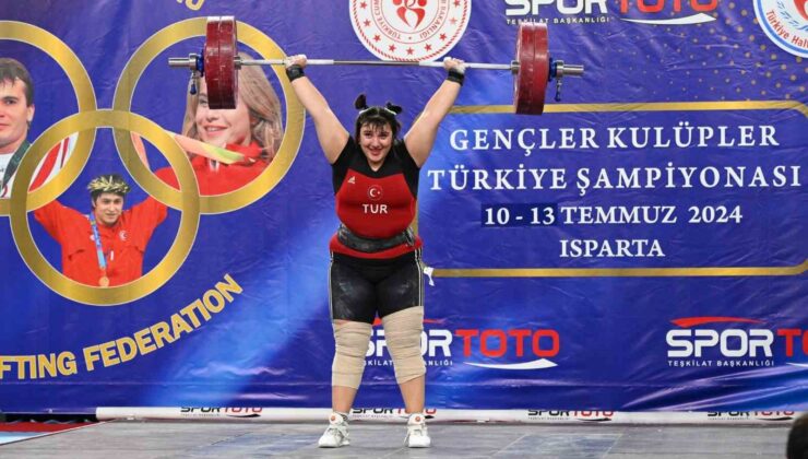 Gençler Kulüpler Türkiye Halter Şampiyonası’nda Fatmagül Çevik Türkiye rekoru kırdı