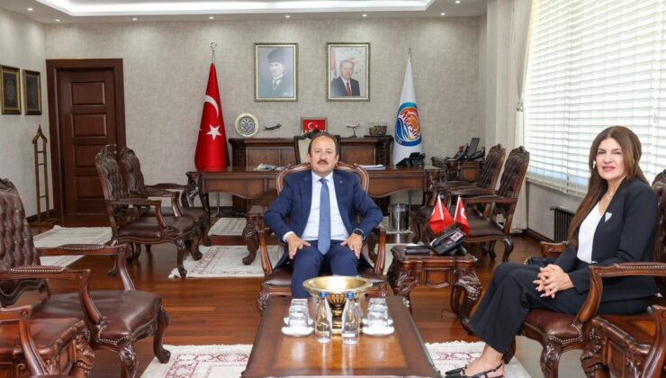 Görev süresi dolan KKTC Başkonsolosu Mendeli Mersin’e veda ediyor