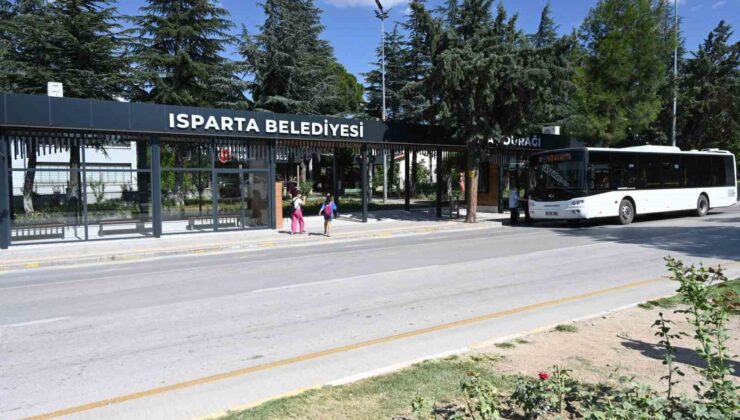Isparta’da otobüs durakları modern hale getiriliyor