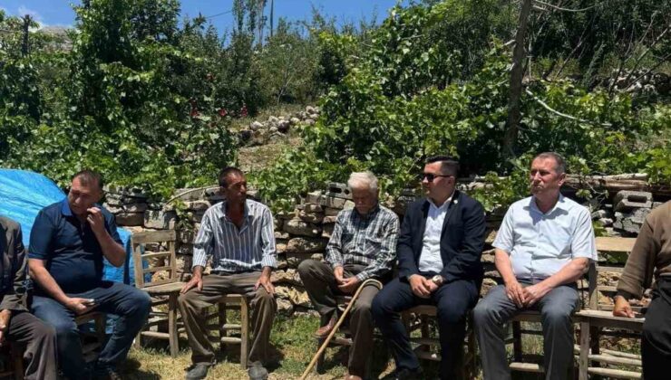 Kalp krizi geçirip hayatını kaybeden muhtar toprağa verildi